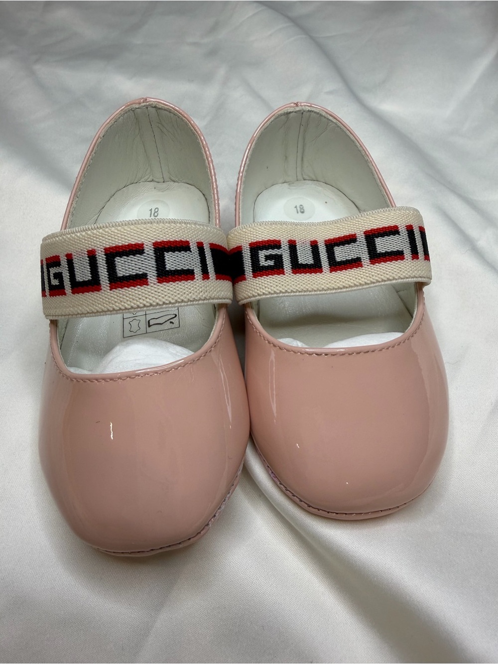 Gucci Pink Patent Leather Girls' Mary Jane Shoes with Logo Strap